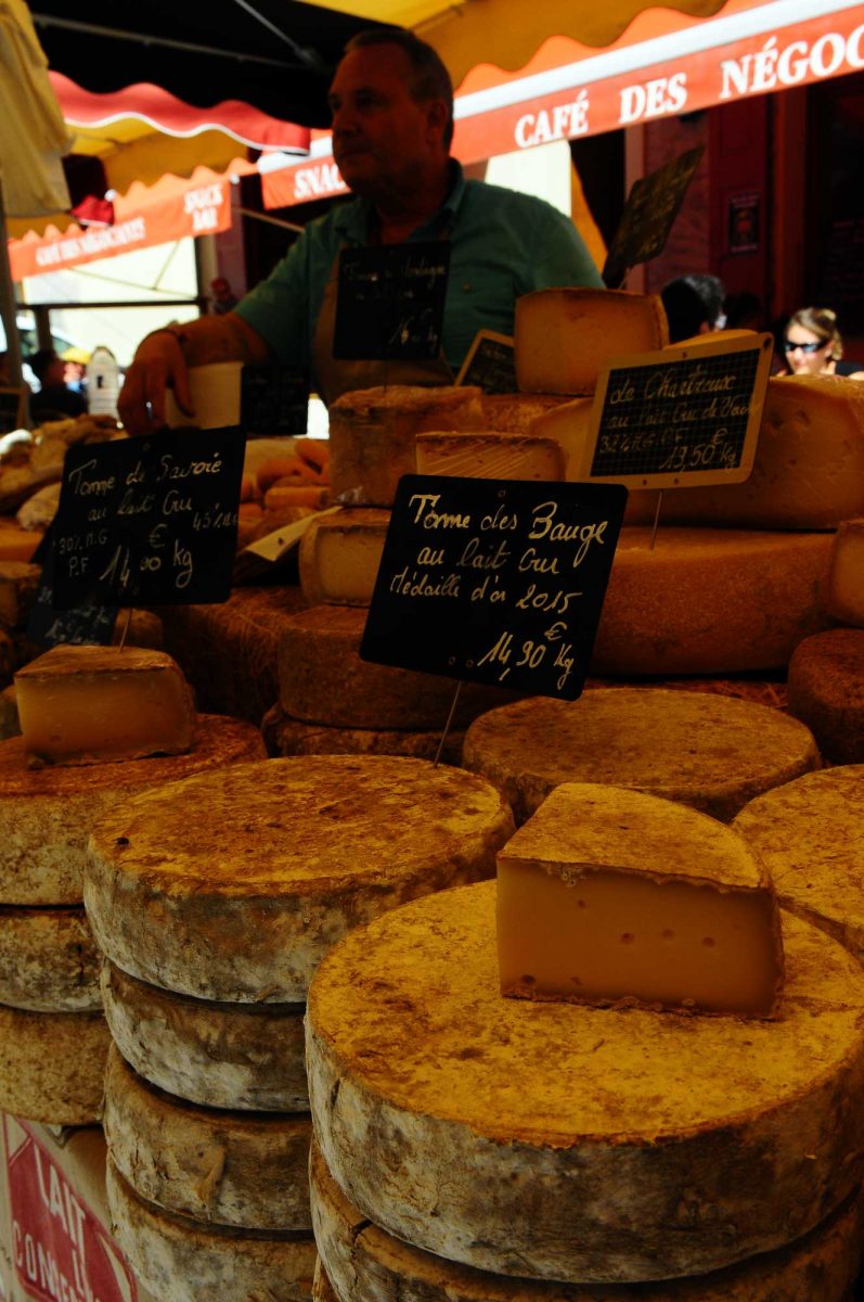 Bourg d'Oisans market
