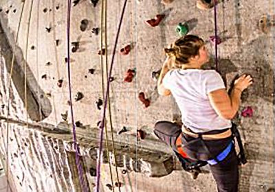 Climbing wall – Boulodrome