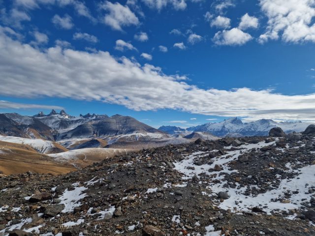 Les aiguilles d’Arves facing La Meije