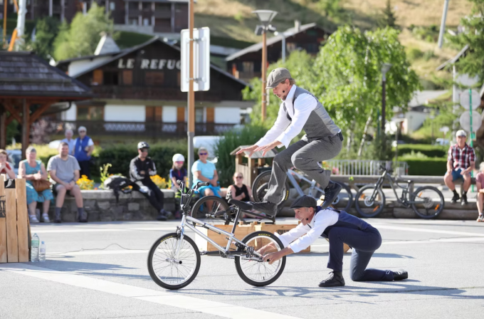 Jeudi du Bourg 28/08/2025 – Peaky bikers_Le Bourg-d’Oisans