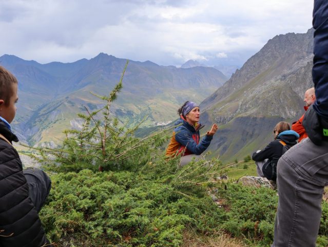 Anne Zanolin – hiking, safety and mountain science_La Grave
